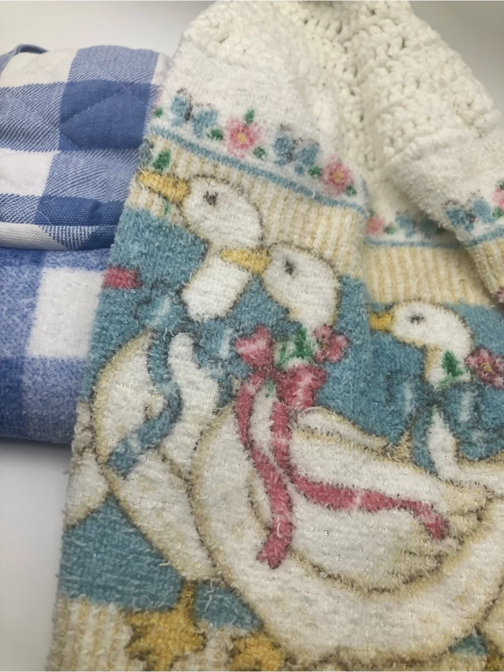 Vintage Goose Kitchen Towels White Goose Motif Knit top, checkered print